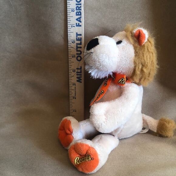 Reeses Musical Lion Plush Singing Stuffed Animal Advertising Logo 10" Toy - Picture 2 of 4
